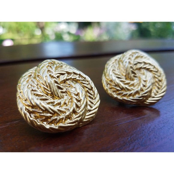 Napier Gold Tone Screwback Earrings - Picture 4 of 10